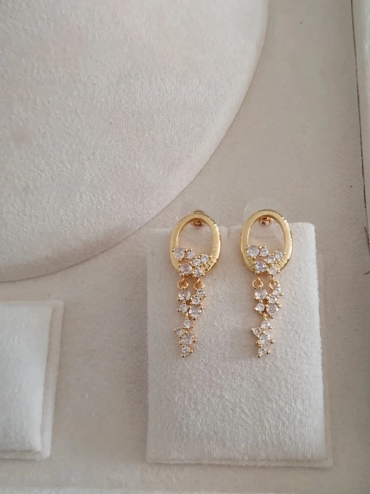 Pendientes bohemias cascadas de flores en circones – photo 3